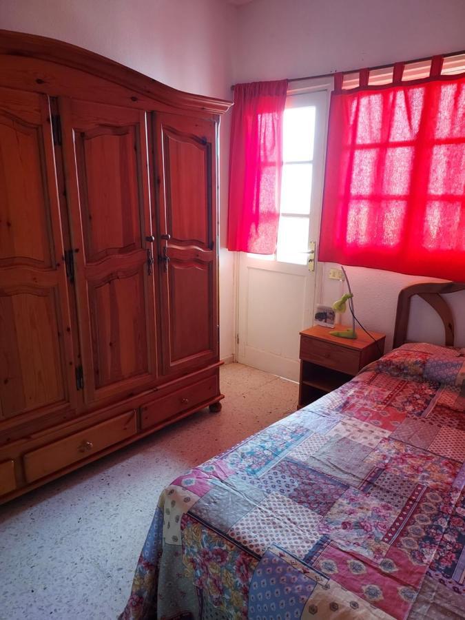 Habitaciones Comodas Con Bano Individual ซานตาครูซ เด เตเนริเฟ ภายนอก รูปภาพ